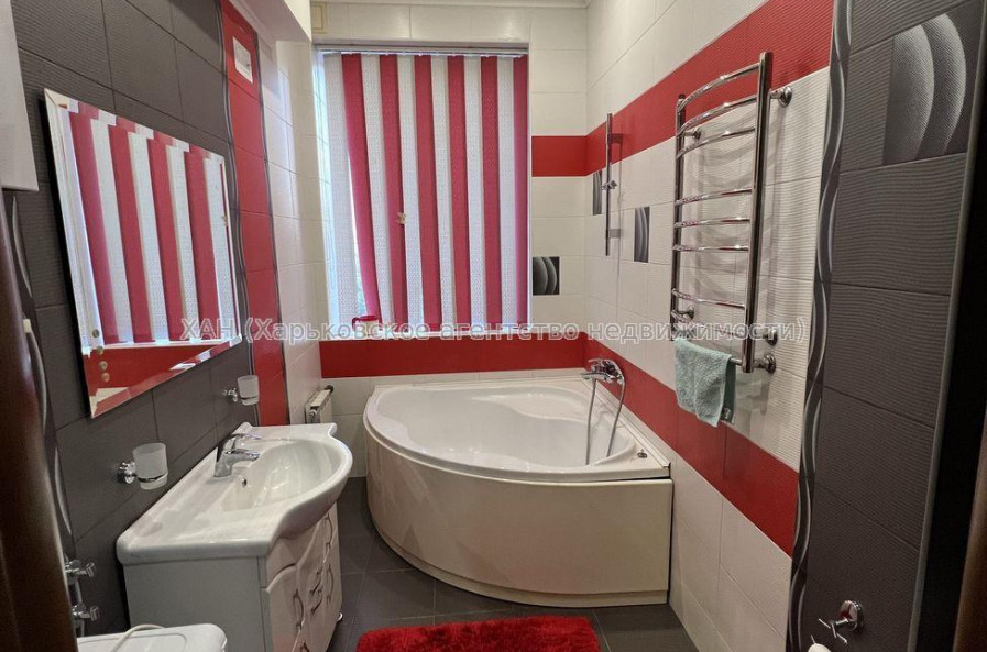 Продам квартиру, Дарвина ул. , 3  ком., 80 м², евроремонт 