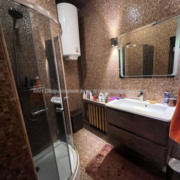 Продам квартиру, Багалия ул. , 2  ком., 60 м², евроремонт 