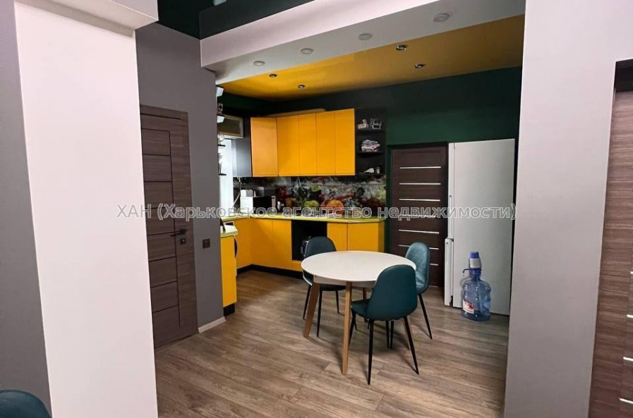 Продам квартиру, Багалия ул. , 2  ком., 60 м², евроремонт 