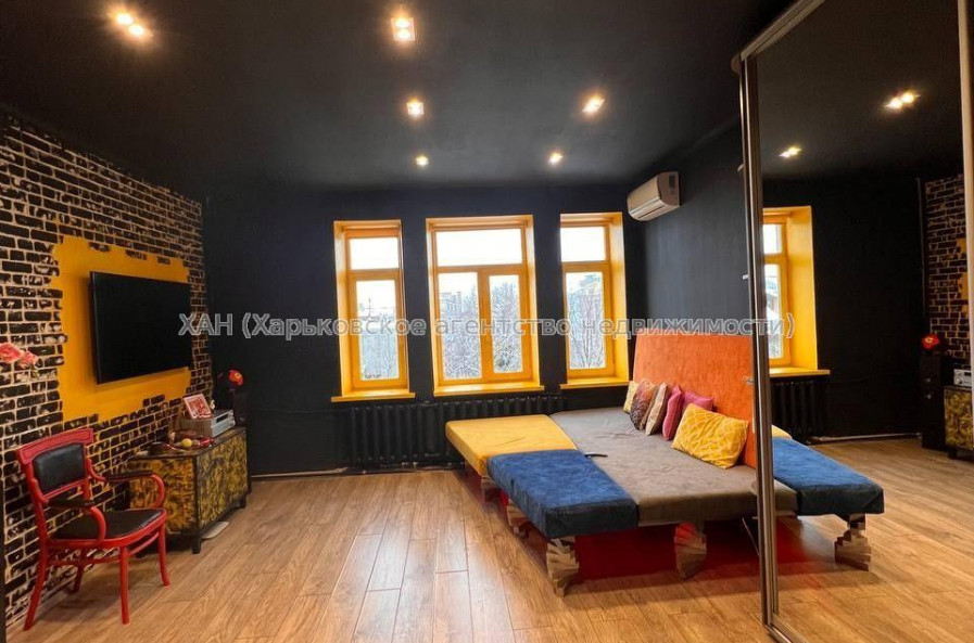 Продам квартиру, Багалия ул. , 2  ком., 60 м², евроремонт 