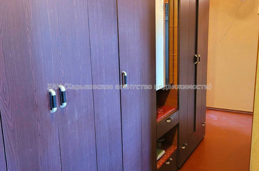 Продам квартиру, 3  ком., 68 м², советский ремонт 