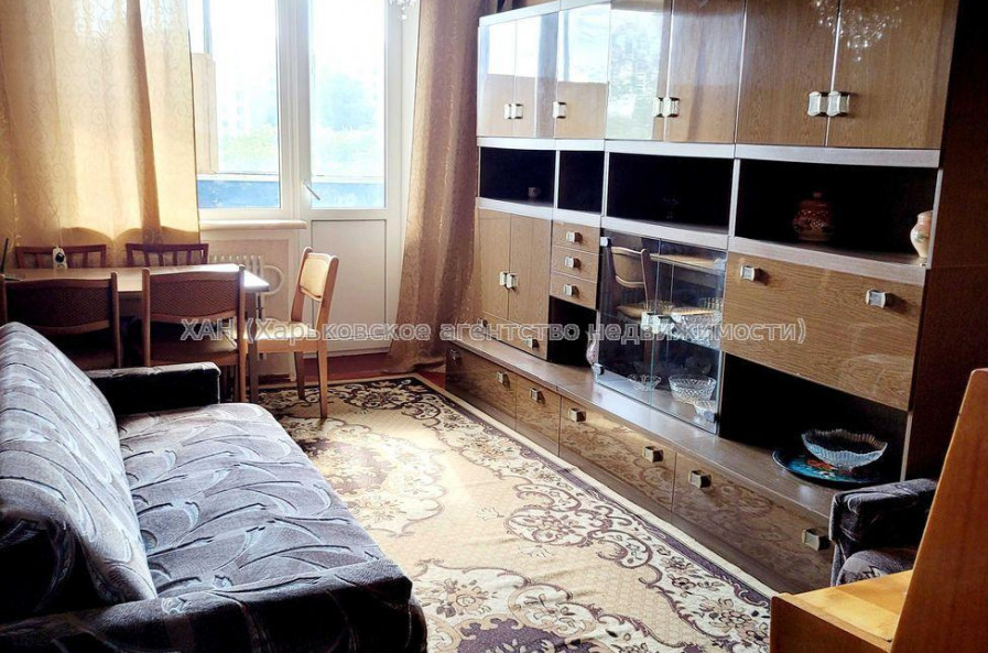 Продам квартиру, 3  ком., 68 м², советский ремонт 