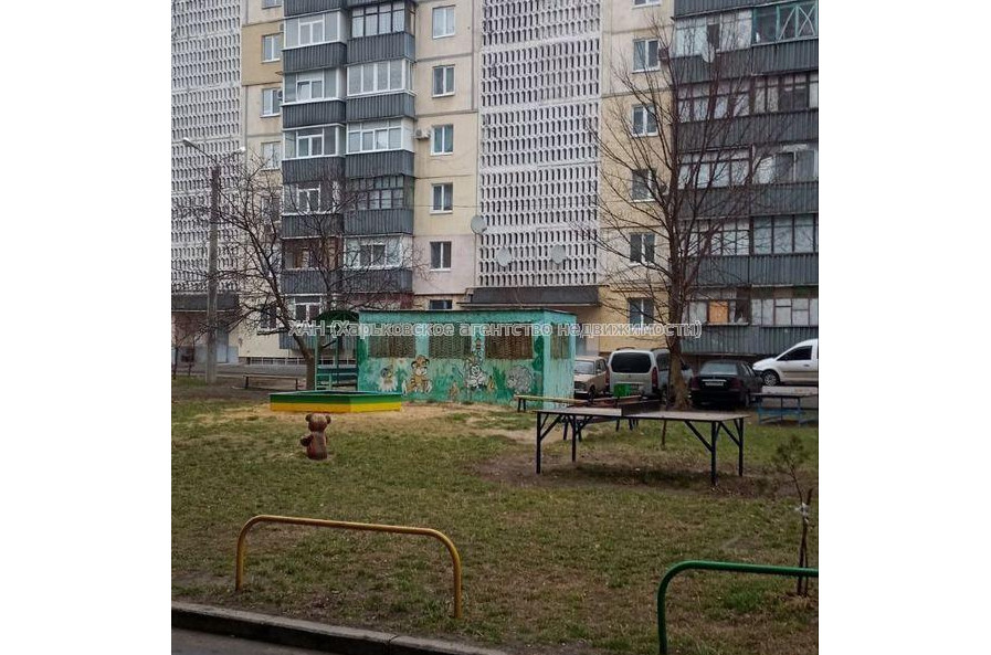 Продам квартиру, Ковтуна ул. , 1 кім., 40 м², косметический ремонт 