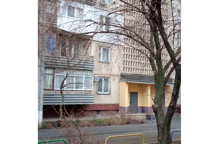 Продам квартиру, Ковтуна ул. , 1 кім., 40 м², косметический ремонт 