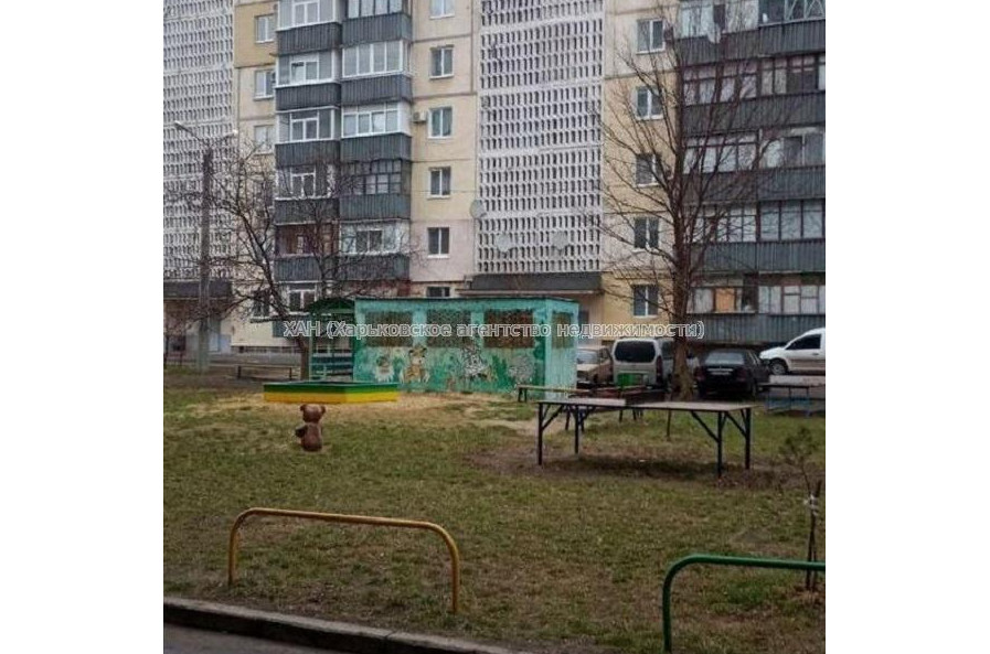 Продам квартиру, Ковтуна ул. , 1 кім., 40 м², косметический ремонт 