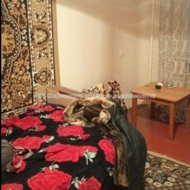 Продам квартиру, Ковтуна ул. , 1  ком., 40 м², советский ремонт 