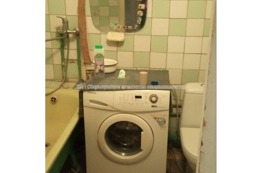 Продам квартиру, Ковтуна ул. , 1 кім., 40 м², косметический ремонт 