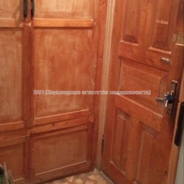 Продам квартиру, Ковтуна ул. , 1 кім., 40 м², косметический ремонт 
