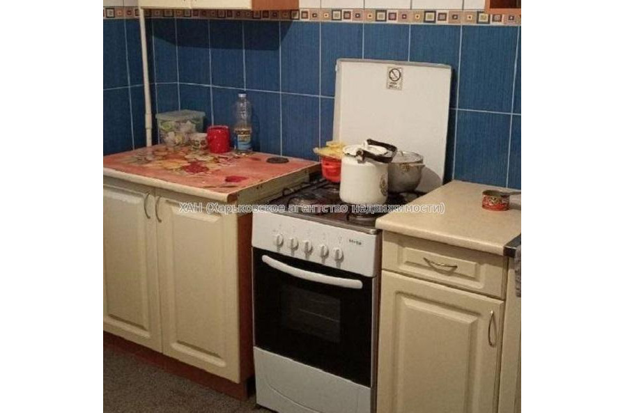 Продам квартиру, Ковтуна ул. , 1 кім., 40 м², косметический ремонт 