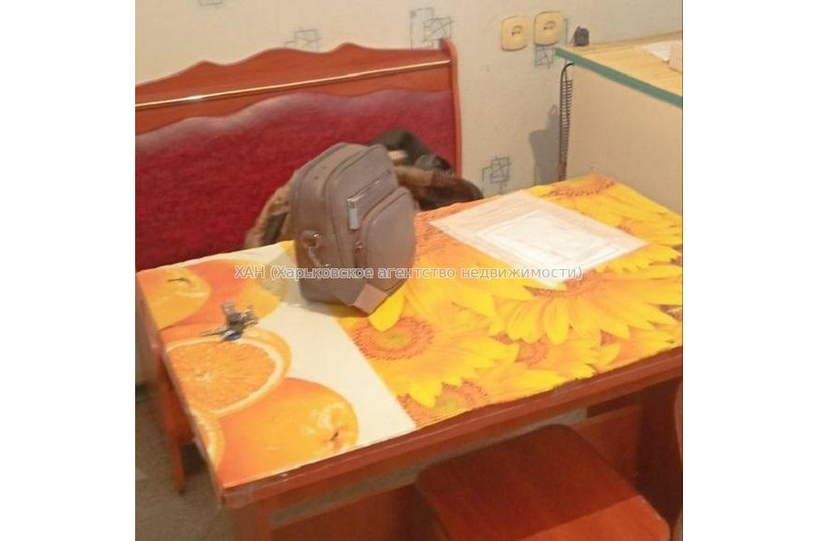 Продам квартиру, Ковтуна ул. , 1 кім., 40 м², косметический ремонт 