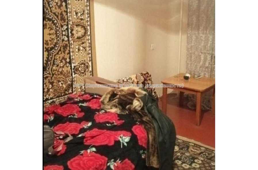 Продам квартиру, Ковтуна ул. , 1 кім., 40 м², косметический ремонт 