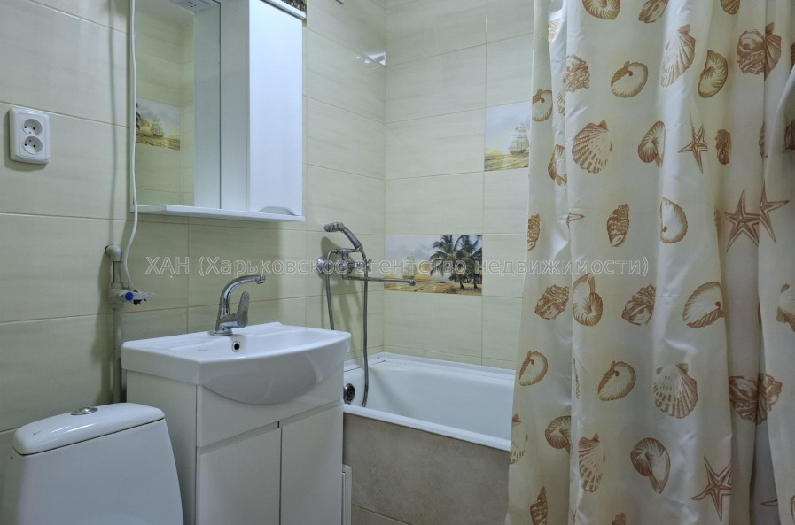 Продам квартиру, Большая Панасовская ул. , 224 , 1  ком., 32.80 м², капитальный ремонт 