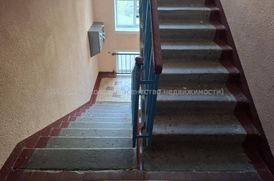 Продам квартиру, Большая Панасовская ул. , 224 , 1  ком., 32.80 м², капитальный ремонт 