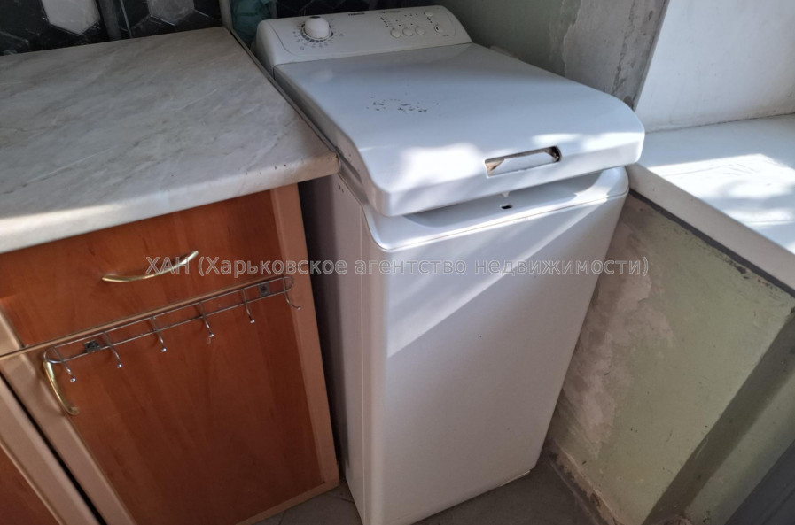 Продам квартиру, Большая Панасовская ул. , 224 , 1  ком., 32.80 м², капитальный ремонт 