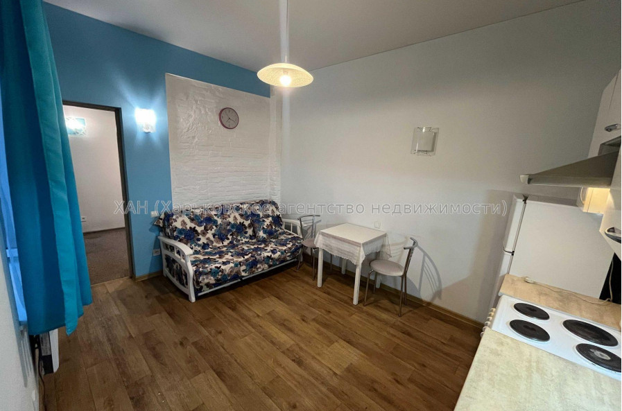 Продам квартиру, Полтавский Шлях ул. , 1 кім., 32 м², евроремонт 
