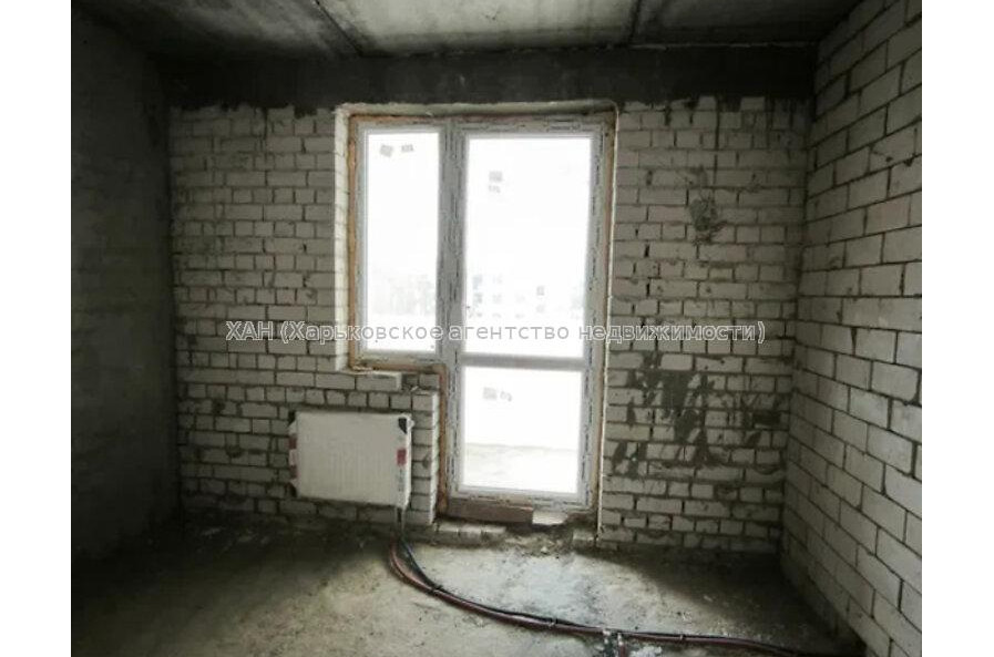 Продам квартиру, Мира ул. , 1  ком., 36 м², без внутренних работ 