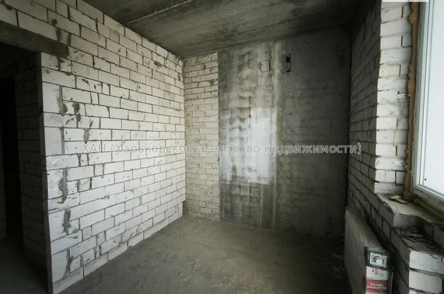 Продам квартиру, Мира ул. , 1  ком., 36 м², без внутренних работ 