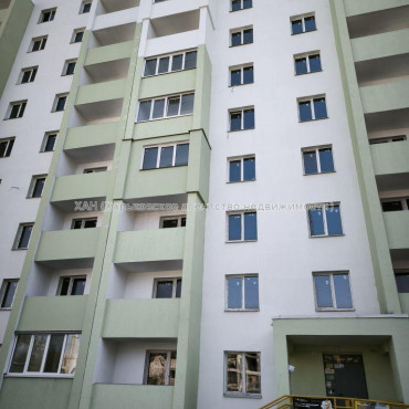 Продам квартиру, Мира ул. , 1 кім., 36 м², без внутренних работ 