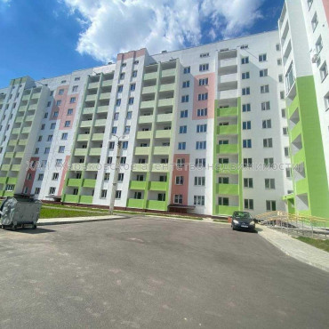 Продам квартиру, Мира ул. , 1 кім., 36 м², без внутренних работ 