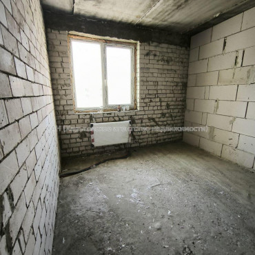 Продам квартиру, Мира ул. , 1 кім., 36 м², без внутренних работ 