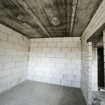 Продам квартиру, Мира ул. , 1 кім., 36 м², без внутренних работ 