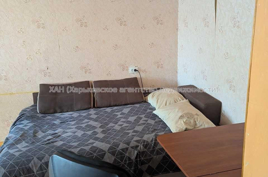 Продам квартиру, Деревянко ул. , 1  ком., 31 м², советский ремонт 