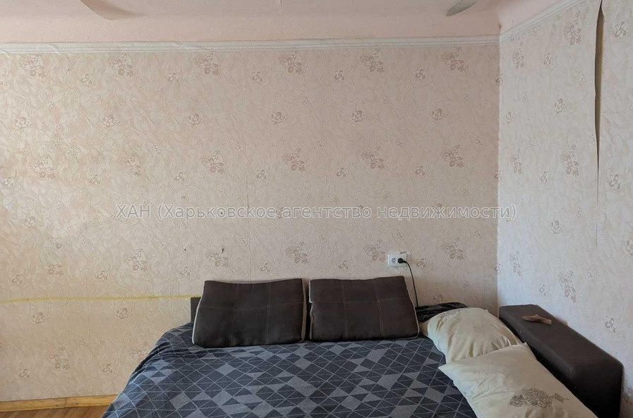 Продам квартиру, Деревянко ул. , 1  ком., 31 м², советский ремонт 