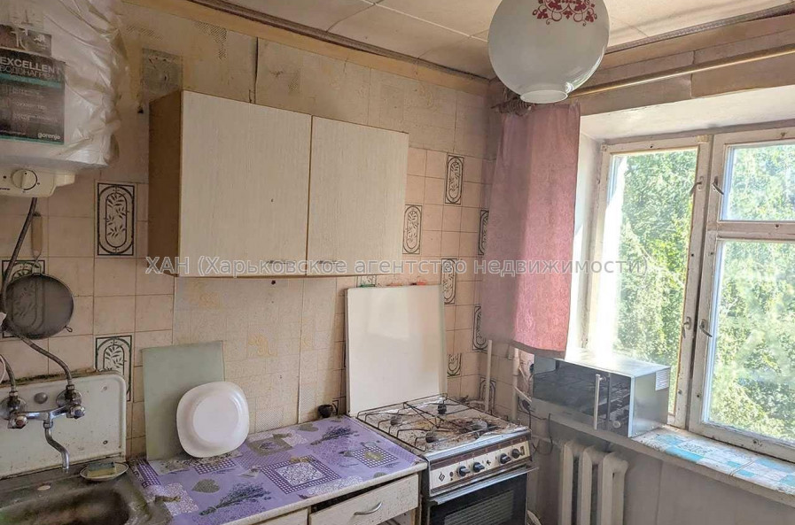 Продам квартиру, Деревянко ул. , 1  ком., 31 м², советский ремонт 