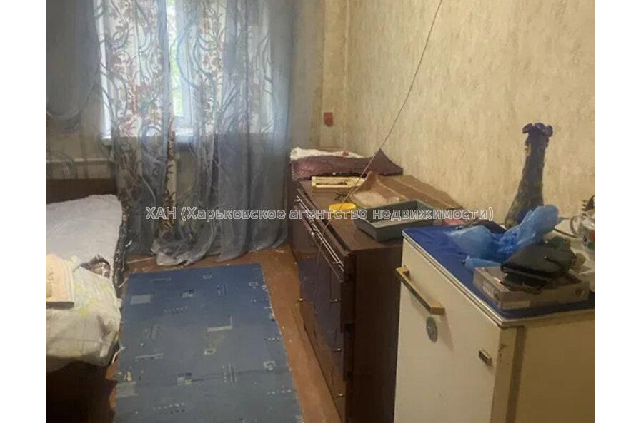 Продам квартиру, 12 Апреля ул. , 2 кім., 31.70 м², косметический ремонт 
