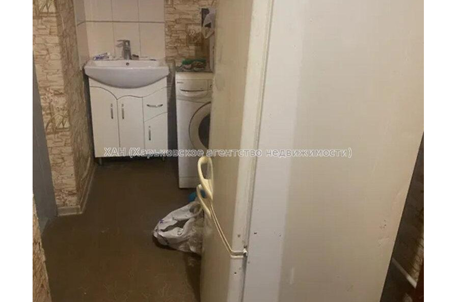 Продам квартиру, 12 Апреля ул. , 2 кім., 31.70 м², косметический ремонт 