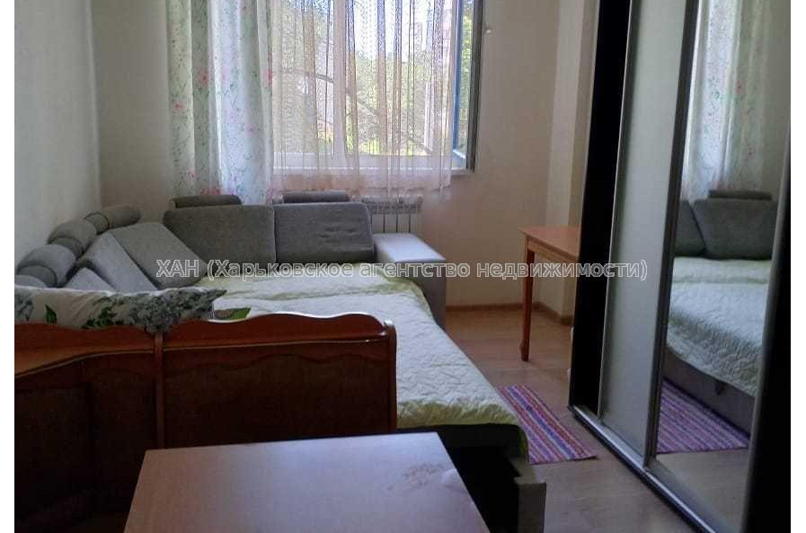 Здам квартиру, Сергея Тимошенко ул. , 1 кім., 20 м², косметический ремонт 