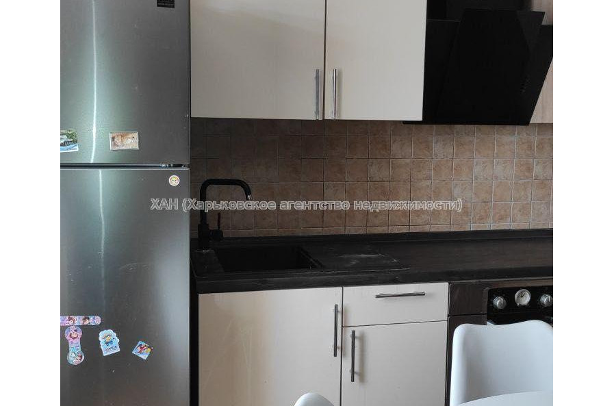 Продам квартиру, Молочная ул. , 4 кім., 82.50 м², евроремонт 