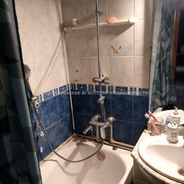 Продам квартиру, Молочная ул. , 11 , 4  ком., 82.50 м², евроремонт 