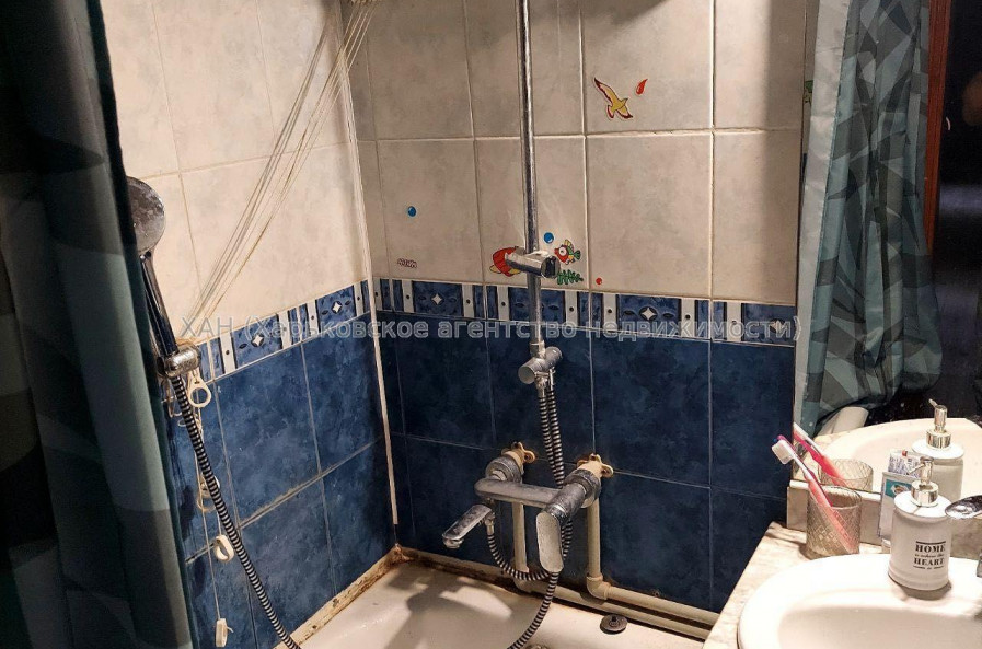 Продам квартиру, Молочная ул. , 4 кім., 82.50 м², евроремонт 