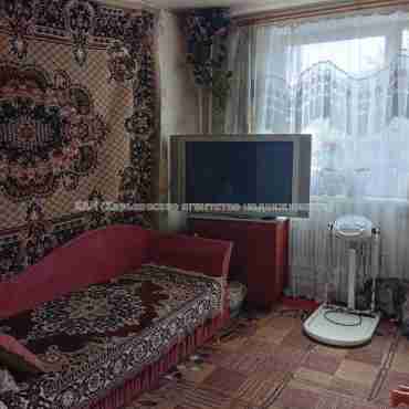 Продам квартиру, Каденюка ул. , 3 кім., 65.70 м², косметический ремонт 