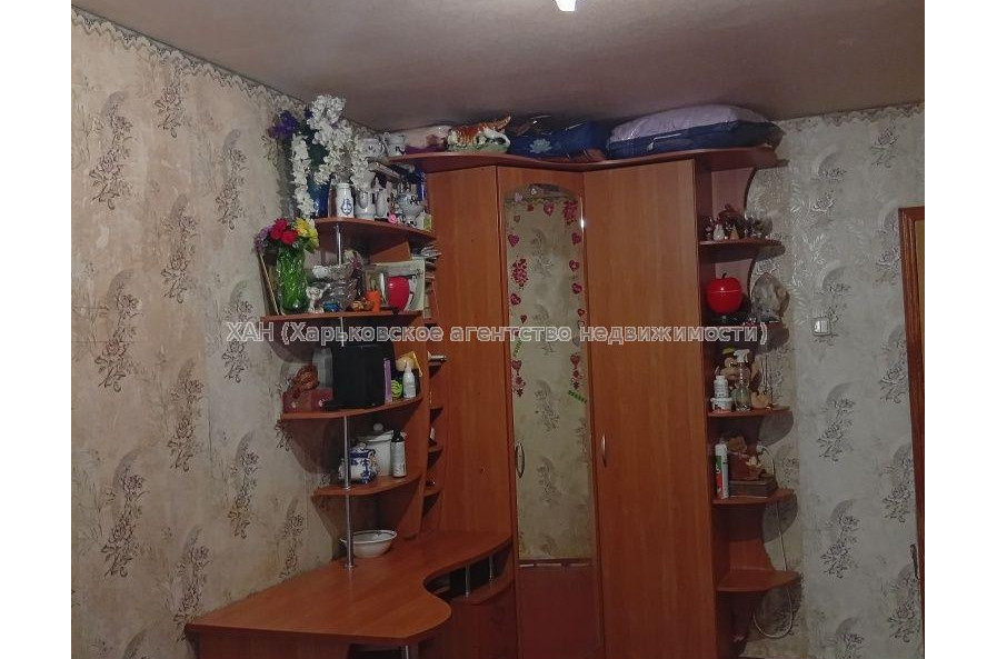 Продам квартиру, Каденюка ул. , 3 кім., 65.70 м², косметический ремонт 