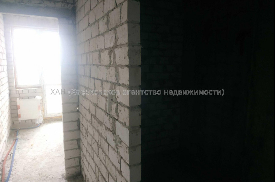 Продам квартиру, Шевченковский пер. , 1 кім., 37.30 м², без внутренних работ 