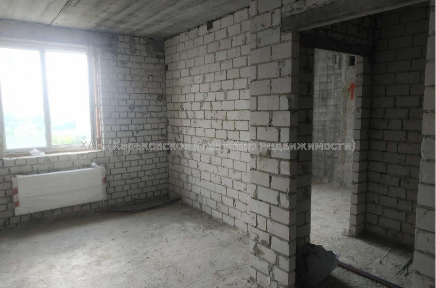 Продам квартиру, Шевченковский пер. , 1 кім., 37.30 м², без внутренних работ 