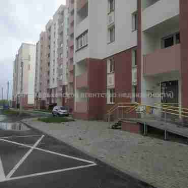 Продам квартиру, Шевченковский пер. , 1 кім., 37.30 м², без внутренних работ 