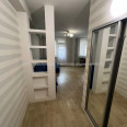 Продам квартиру, Новоалександровская ул. , 1  ком., 43 м², капитальный ремонт 