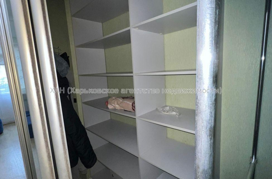 Продам квартиру, Новоалександровская ул. , 1  ком., 43 м², капитальный ремонт 