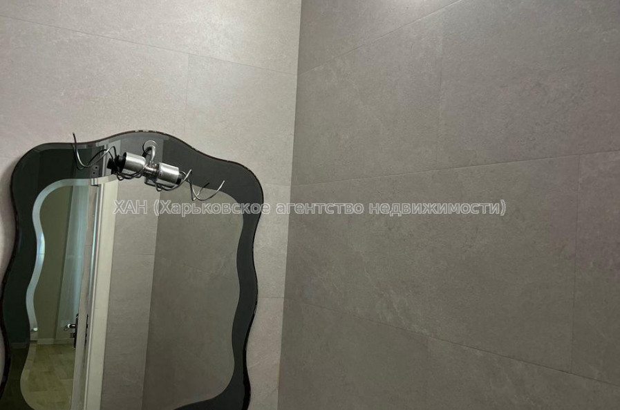 Продам квартиру, Новоалександровская ул. , 1  ком., 43 м², капитальный ремонт 