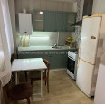Продам квартиру, Новоалександровская ул. , 1  ком., 43 м², капитальный ремонт 
