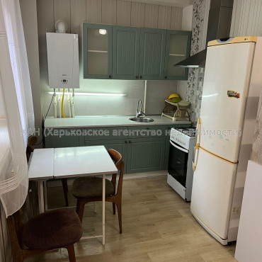 Продам квартиру, Новоалександровская ул. , 1  ком., 43 м², капитальный ремонт 