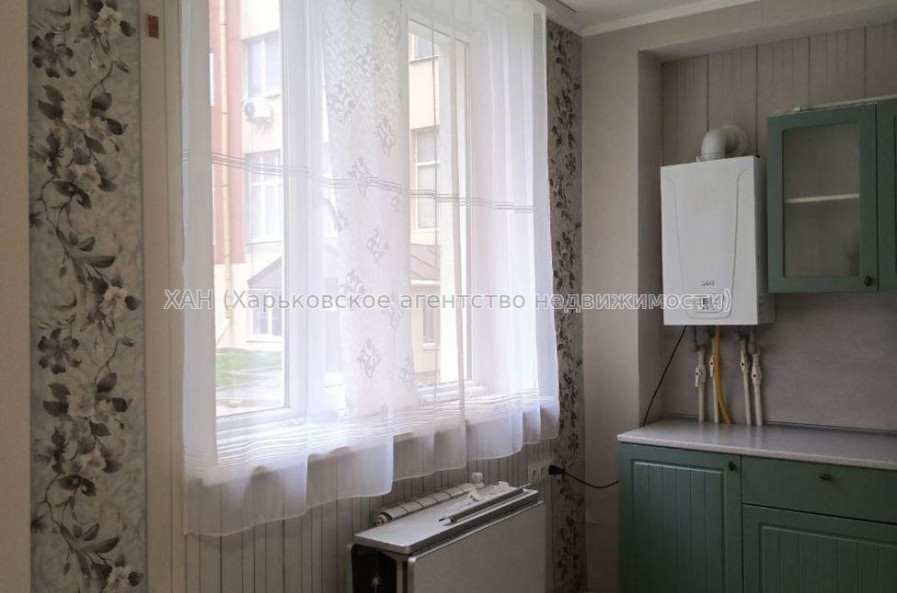 Продам квартиру, Новоалександровская ул. , 1  ком., 43 м², капитальный ремонт 