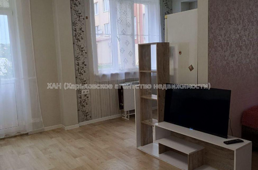 Продам квартиру, Новоалександровская ул. , 1  ком., 43 м², капитальный ремонт 