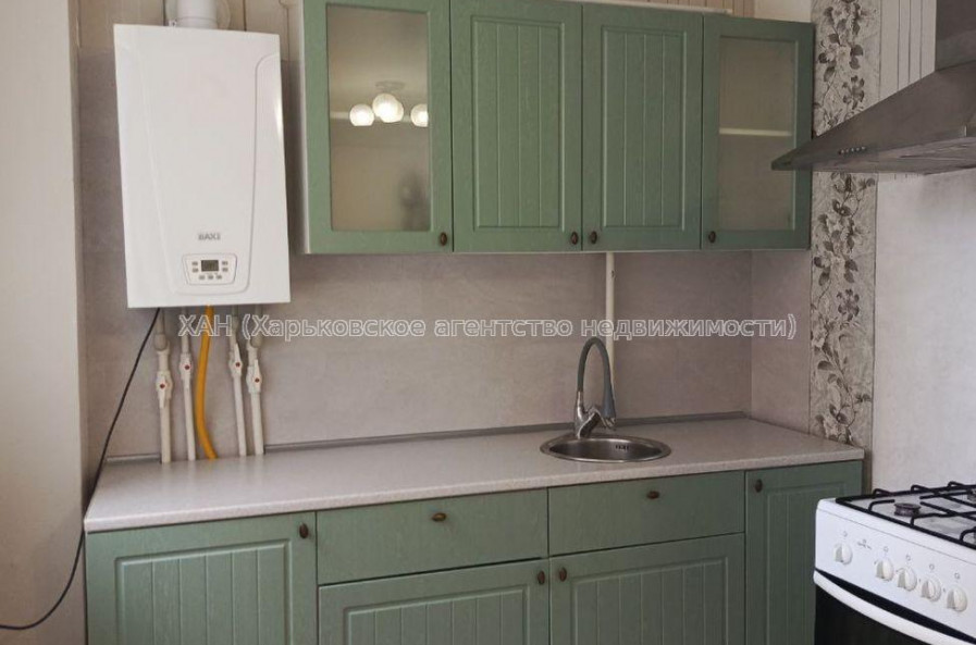 Продам квартиру, Новоалександровская ул. , 1  ком., 43 м², капитальный ремонт 