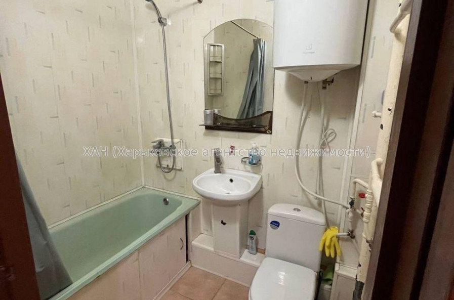 Сдам квартиру, Астрономическая ул. , 1  ком., 36 м², советский ремонт 