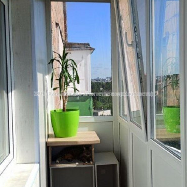 Продам квартиру, Селянская ул. , 1  ком., 32 м², евроремонт 