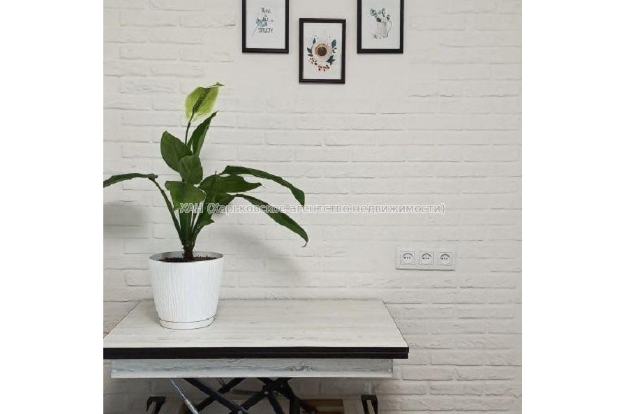 Продам квартиру, Селянская ул. , 1  ком., 32 м², евроремонт 